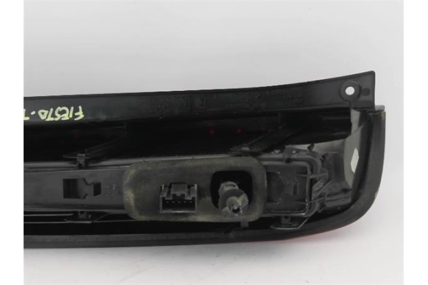 Recambio de piloto trasero derecho para ford fiesta v (jh_, jd_) 1.4 16v referencia OEM IAM 2S5113A602A 1324561 