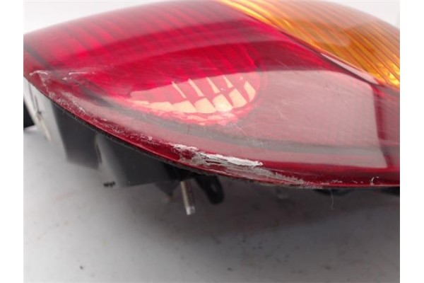Recambio de piloto trasero derecho para toyota corolla (e11) 1.4 (ee111_) referencia OEM IAM 815501E130  
