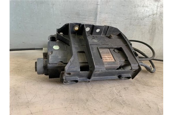 Recambio de centralita freno estacionamiento automatico para renault scenic ii (jm) 1.5 dci (jm1f) referencia OEM IAM 8200522625