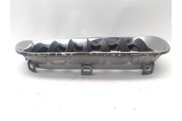 Recambio de rejilla paragolpes delantero derecha para bmw serie x3 (e83) 3.0i referencia OEM IAM 51133414904  