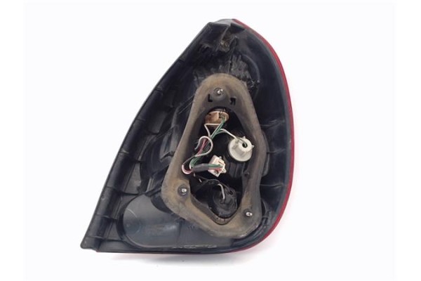 Recambio de piloto trasero izquierdo para toyota corolla (e11) 1.4 (ee111_) referencia OEM IAM 815601E090  