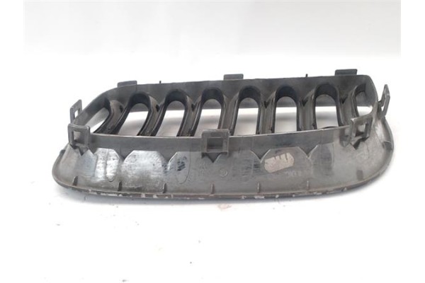 Recambio de rejilla paragolpes delantero derecha para bmw serie x3 (e83) 3.0i referencia OEM IAM 51133414904  