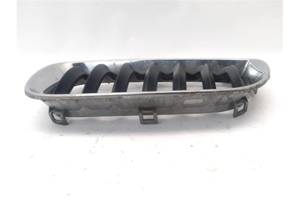 Recambio de rejilla paragolpes delantero izquierda para bmw serie x3 (e83) 3.0i referencia OEM IAM 51133414903  