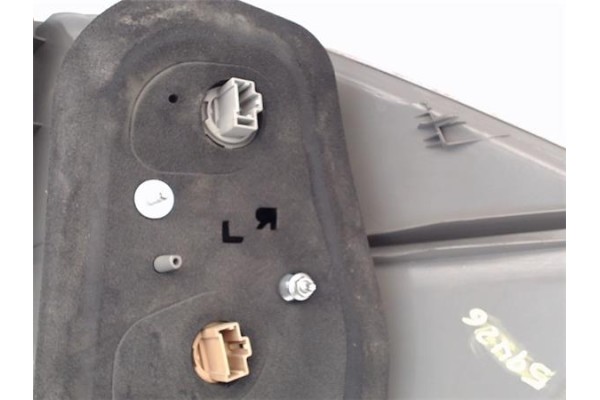 Recambio de piloto trasero izquierdo para honda fr-v (be) 1.7 referencia OEM IAM 33551SJDE01  