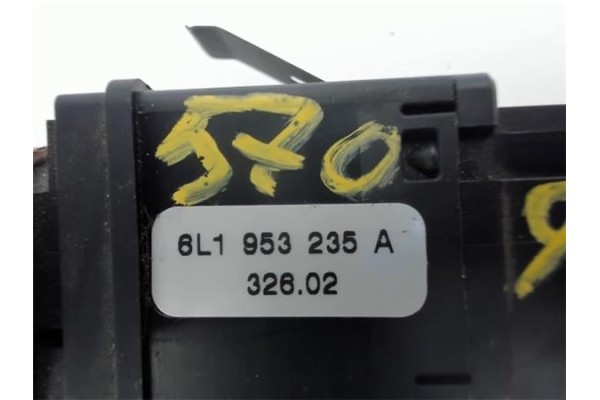 Recambio de interruptor luces emergencia para seat ibiza (6l1) 1.9 sdi referencia OEM IAM 6L1953235A  