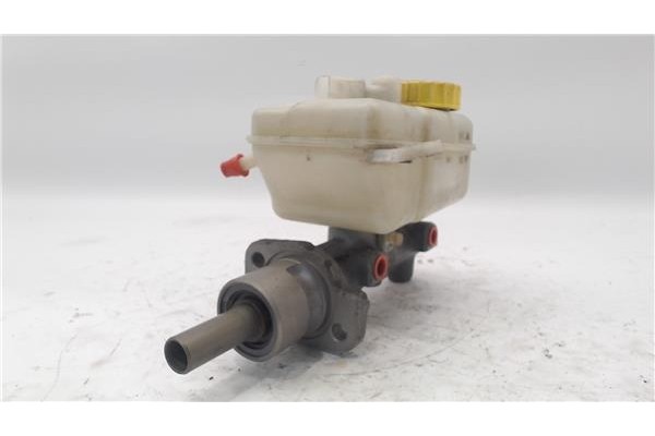 Recambio de bomba freno para volkswagen polo iv (9n1) 1.4 16v referencia OEM IAM   