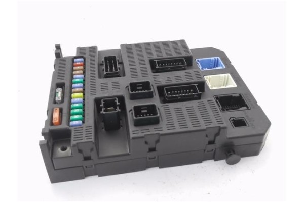 Recambio de bsi para citroen c4 berlina 2.0 exclusive referencia OEM IAM 9659285580  