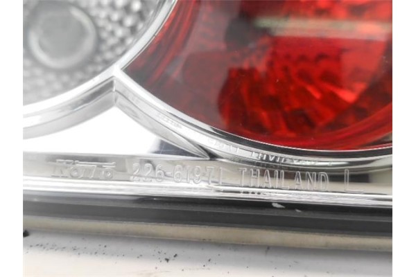 Recambio de piloto interior izquierdo para mazda 6 berlina (gg) 2.3 sportive (4-ptas.) referencia OEM IAM 22661971  