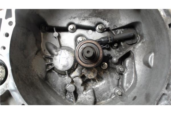 Recambio de caja cambios manual para renault clio ii fase ii (b/cb0) referencia OEM IAM   