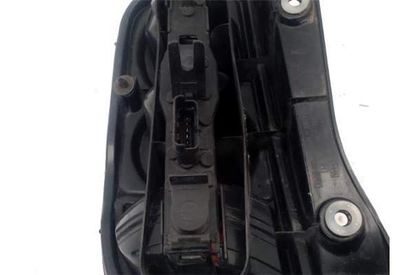 Recambio de piloto trasero derecho para nissan micra (k12e) 1.2 16v referencia OEM IAM 26554AX720  
