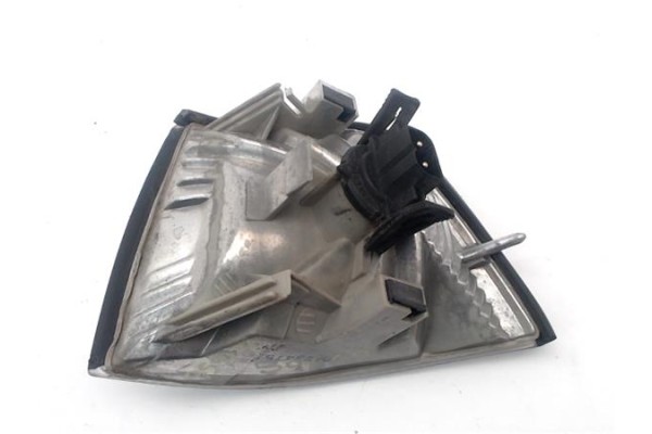 Recambio de intermitente delantero dcho para bmw serie 3 compacto (e36) 1.9 316i referencia OEM IAM 82199403096  