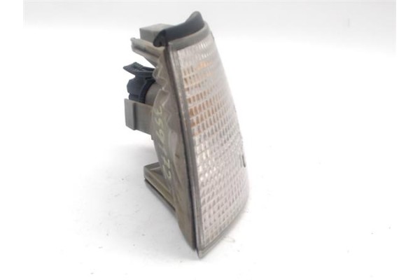 Recambio de intermitente delantero izquierdo para bmw serie 3 compacto (e36) 1.9 316i referencia OEM IAM 82199403095  