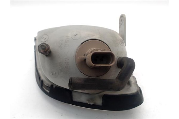 Recambio de intermitente delantero dcho para hyundai h-1 furgón 2.5 td referencia OEM IAM 923024A51  