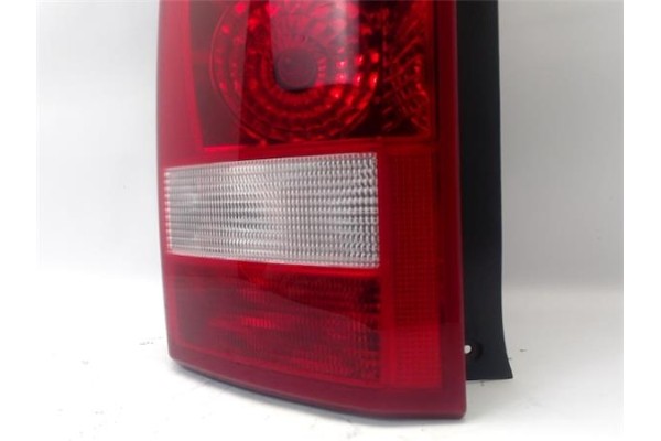 Recambio de piloto trasero izquierdo para land rover discovery 2.7 td referencia OEM IAM XFB000573  