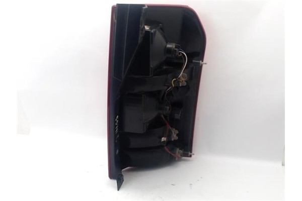 Recambio de piloto trasero izquierdo para land rover discovery 2.7 td referencia OEM IAM XFB000573  