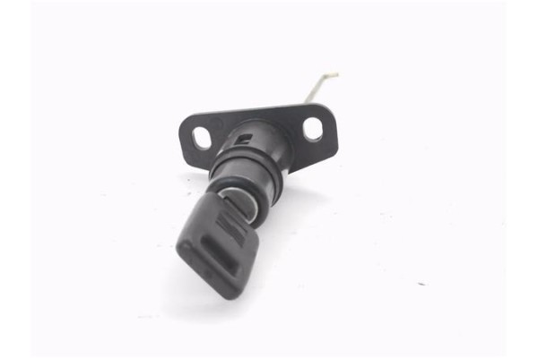 Recambio de bombin porton trasero para seat ibiza 1.2 referencia OEM IAM 6K5827571  