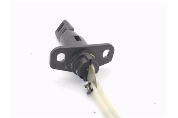 Recambio de bombin porton trasero para seat ibiza 1.2 referencia OEM IAM 6K5827571  