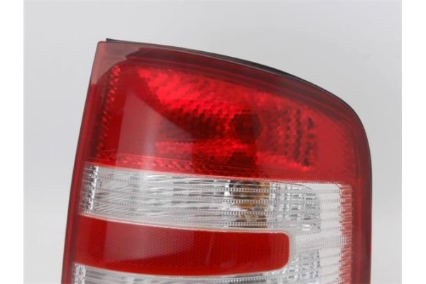 Recambio de piloto trasero derecho para skoda fabia sedán (6y3) 1.4 16v referencia OEM IAM 6Y6945112C 86651911 