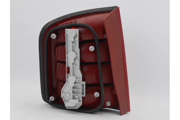 Recambio de piloto trasero derecho para skoda fabia sedán (6y3) 1.4 16v referencia OEM IAM 6Y6945112C 86651911 