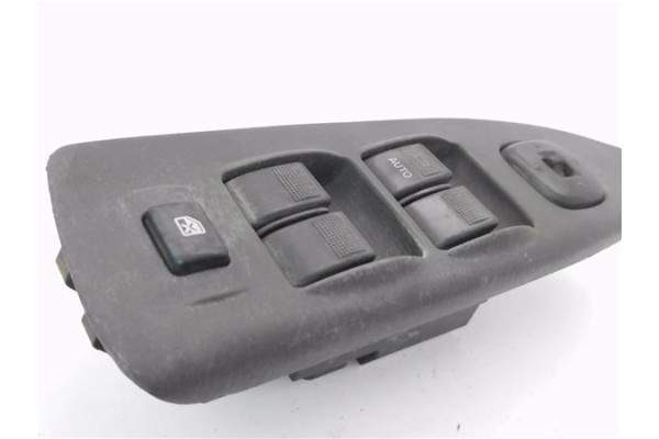 Recambio de mando elevalunas delantero izquierdo para mazda 323 c/f/p/s berlina (ba) 2.0 d p glx referencia OEM IAM BJ3D66350  