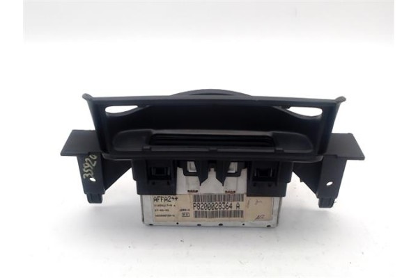 Recambio de display para renault clio ii fase i (b/cb0) 1.5 dci (b/cb07) referencia OEM IAM P8200028364  