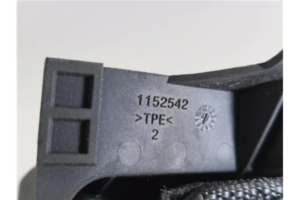 Recambio de anclaje cinturon trasero central para toyota corolla (e21) híbrido hybrid active referencia OEM IAM 309104610AA 1152
