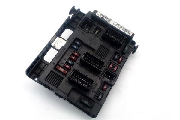 Recambio de caja fusibles/rele para citroen c5 berlina 1.8 16v (dc6fzb, dc6fze) referencia OEM IAM 9646498880 6500Y3 