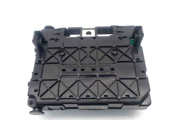 Recambio de caja fusibles/rele para citroen c5 berlina 1.8 16v (dc6fzb, dc6fze) referencia OEM IAM 9646498880 6500Y3 