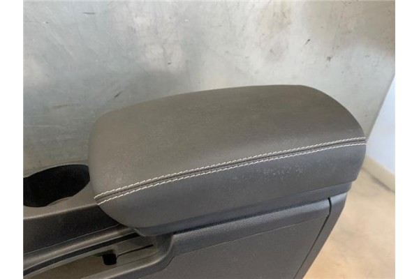 Recambio de embellecedor consola central para nissan qashqai (j10) 1.6 360 referencia OEM IAM 96910BR14A  