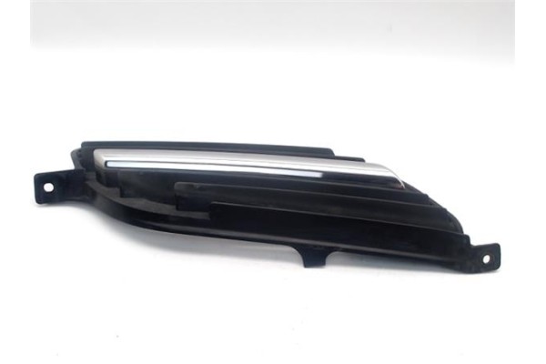 Recambio de rejilla paragolpes delantero derecha para nissan almera tino (v10m) 2.2 di referencia OEM IAM 62074BU300  