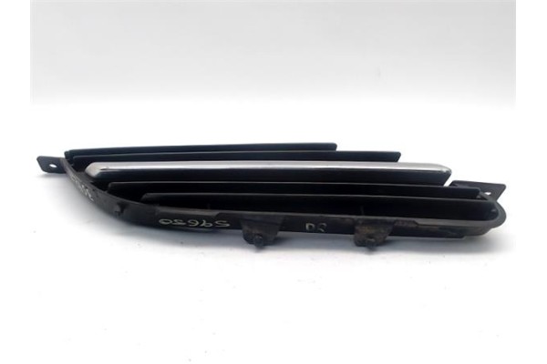 Recambio de rejilla paragolpes delantero derecha para nissan almera tino (v10m) 2.2 di referencia OEM IAM 62074BU300  
