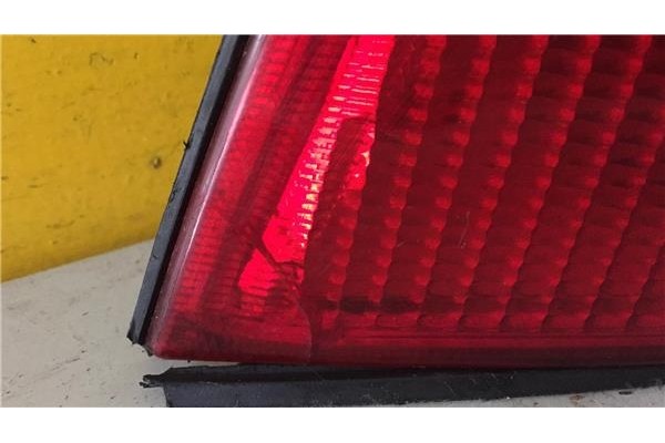 Recambio de piloto trasero izquierdo para opel vectra b berlina 1.6 básico (1999) referencia OEM IAM 37370748  