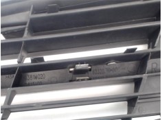 Recambio de rejilla paragolpes delantero derecha para nissan almera tino (v10m) 2.2 di referencia OEM IAM 62074BU300  