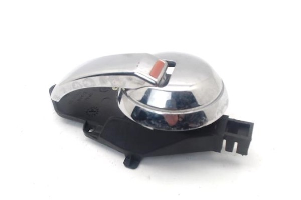 Recambio de manilla int. puerta delantero derecha para fiat 500 1.3 d multijet referencia OEM IAM 71749972 607048DX 