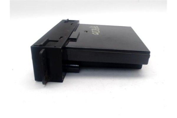 Recambio de mandos calefaccion / a.a. para mitsubishi montero (v60/v70) 3.2 d 4wd (v78w, v68w) referencia OEM IAM MR500646  