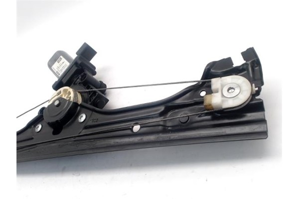 Recambio de elevalunas electrico delantero derecho para fiat 500 1.3 d multijet referencia OEM IAM 51876267 52060970 