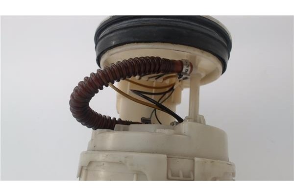 Recambio de bomba combustible para seat ibiza (6l1) 1.4 16v referencia OEM IAM 6Q0919051F  