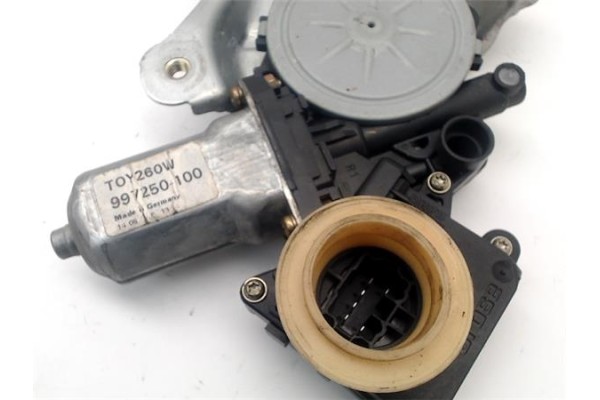 Recambio de elevalunas electrico delantero derecho para toyota corolla verso (r1) 1.8 sol referencia OEM IAM 698100F010  