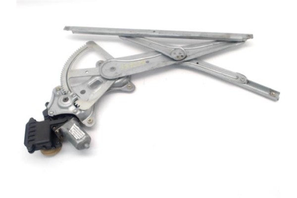 Recambio de elevalunas electrico delantero derecho para toyota corolla verso (r1) 1.8 sol referencia OEM IAM 698100F010  