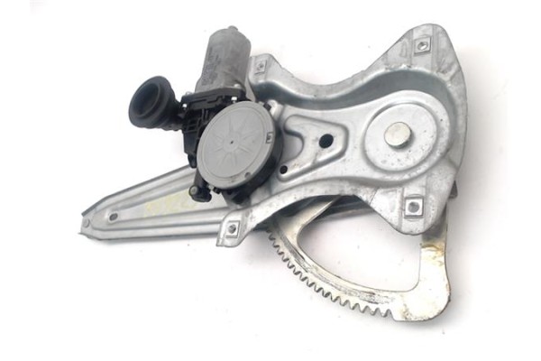 Recambio de elevalunas electrico trasero izquierdo para toyota auris (e15) 2.0 d-4d referencia OEM IAM 8571035180 AV2621002330 