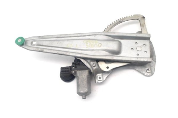 Recambio de elevalunas electrico trasero izquierdo para toyota auris (e15) 2.0 d-4d referencia OEM IAM 8571035180 AV2621002330 
