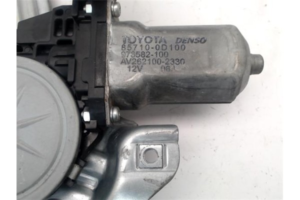 Recambio de elevalunas electrico trasero izquierdo para toyota auris (e15) 2.0 d-4d referencia OEM IAM 8571035180 AV2621002330 