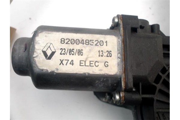 Recambio de elevalunas electrico trasero izquierdo para renault laguna ii (bg0) 1.9 dci (bg1a, bg1w) referencia OEM IAM 82004852