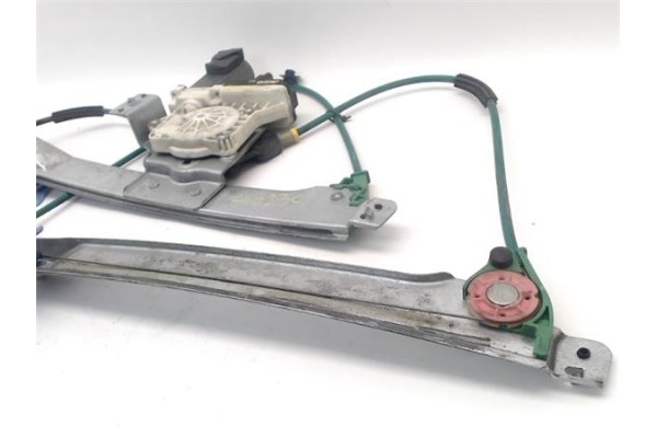 Recambio de elevalunas electrico delantero izquierdo para citroen c2 1.4 hdi referencia OEM IAM 9221X3 36120604 