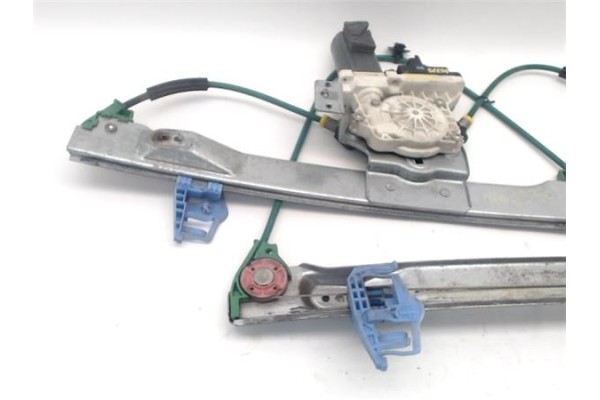 Recambio de elevalunas electrico delantero izquierdo para citroen c2 1.4 hdi referencia OEM IAM 9221X3 36120604 