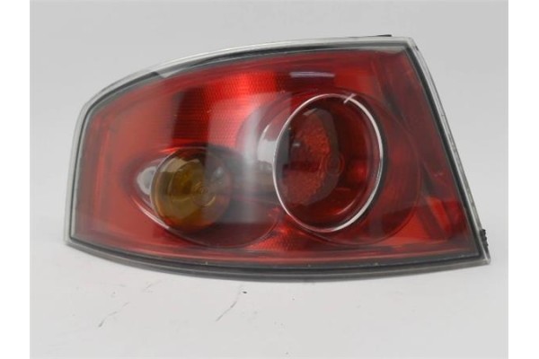 Recambio de piloto trasero izquierdo para seat ibiza (6l1) 1.4 16v referencia OEM IAM 6L6945111B  