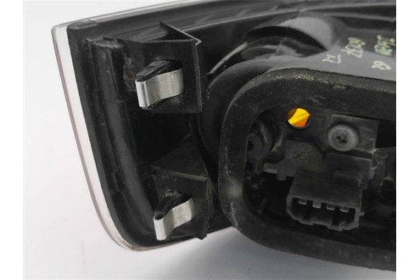 Recambio de piloto trasero izquierdo para seat ibiza (6l1) 1.4 16v referencia OEM IAM 6L6945111B  
