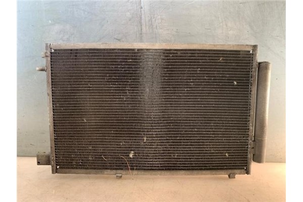 Recambio de radiador aire acondicionado para ford fiesta vi 1.25 referencia OEM IAM 8V5119710BD  