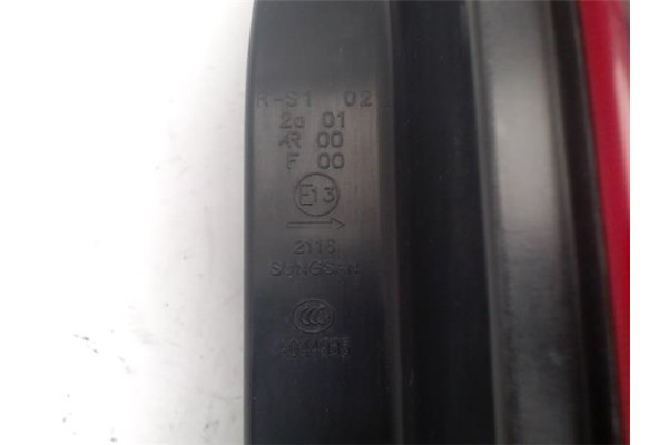 Recambio de piloto trasero derecho para chevrolet captiva 2.0 d referencia OEM IAM 96626996  