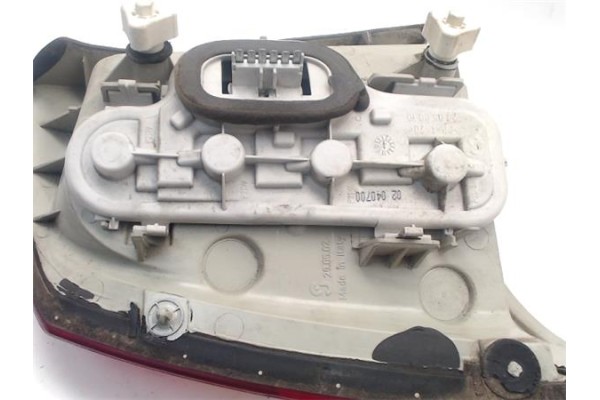 Recambio de piloto trasero derecho para opel astra g berlina 1.6 referencia OEM IAM 6223020  